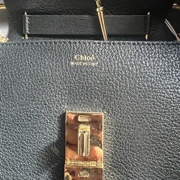 Chloe mini drew bag in black with gold hardware - Picture 15 of 16